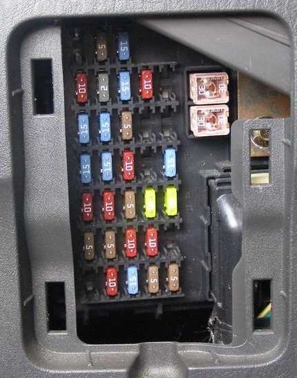 05 mercury mariner fuse box diagram
