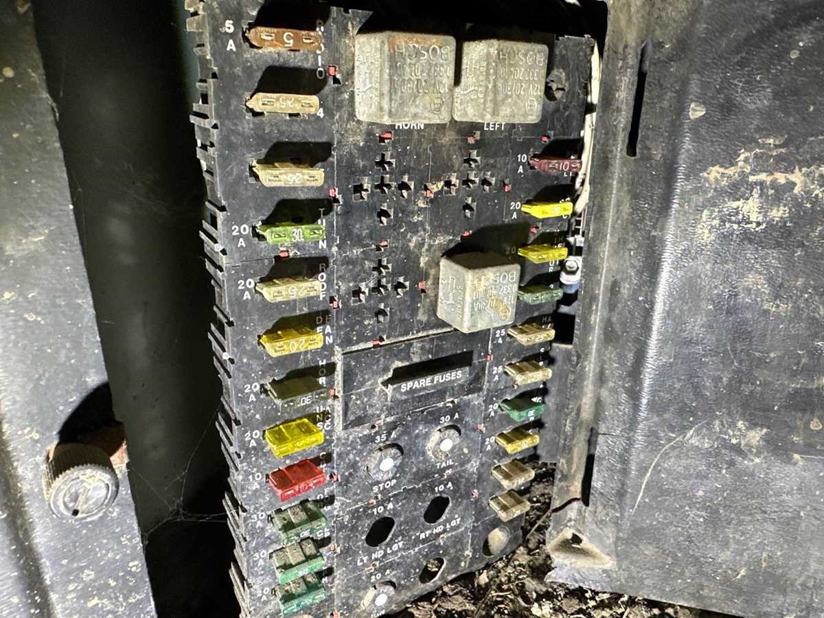 1994 peterbilt fuse panel wiring diagram 1994 peterbilt fuse panel wiring diagram