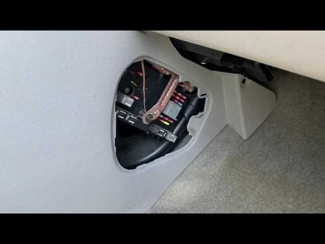 2006 saturn vue fuse diagram