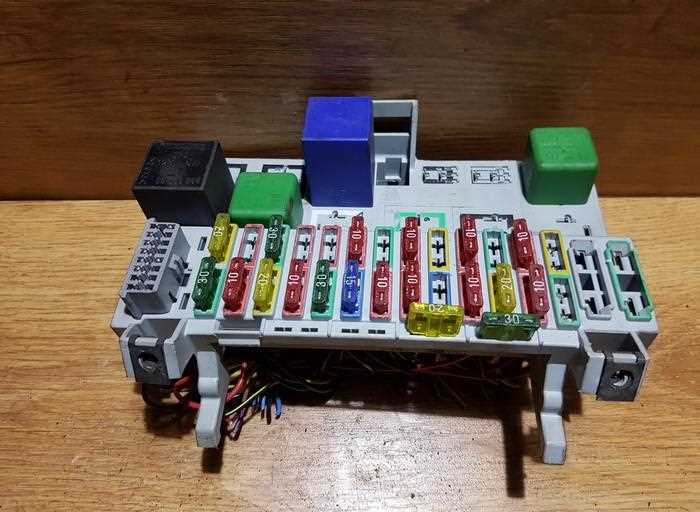 opel corsa b fuse box diagram
