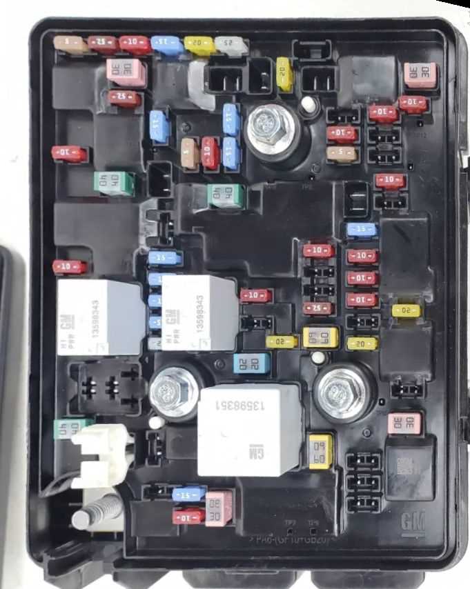 2024 chevy trax fuse box diagram
