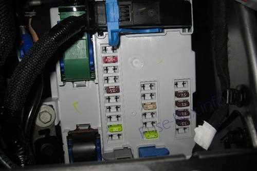 2019 jeep cherokee latitude fuse box diagram