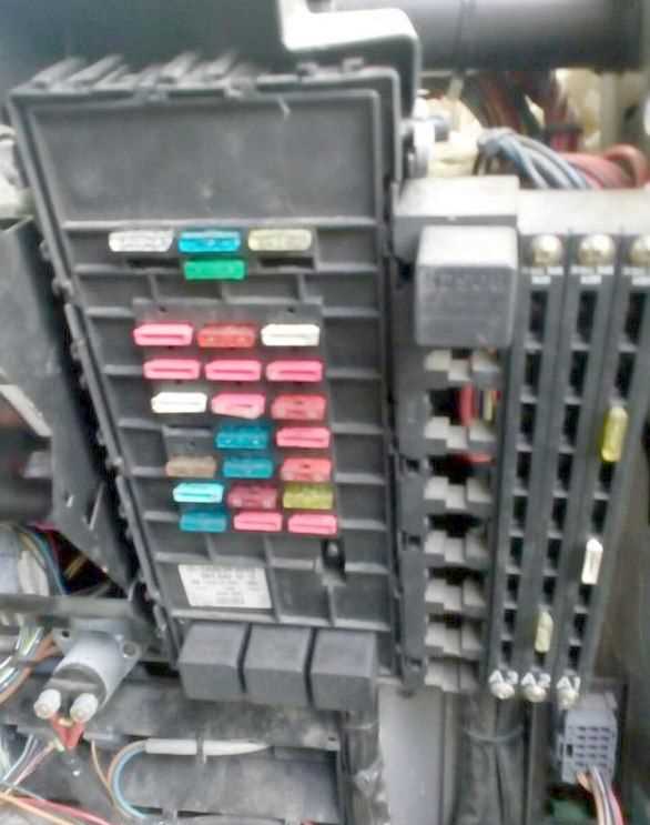2010 mercedes sprinter fuse box diagram
