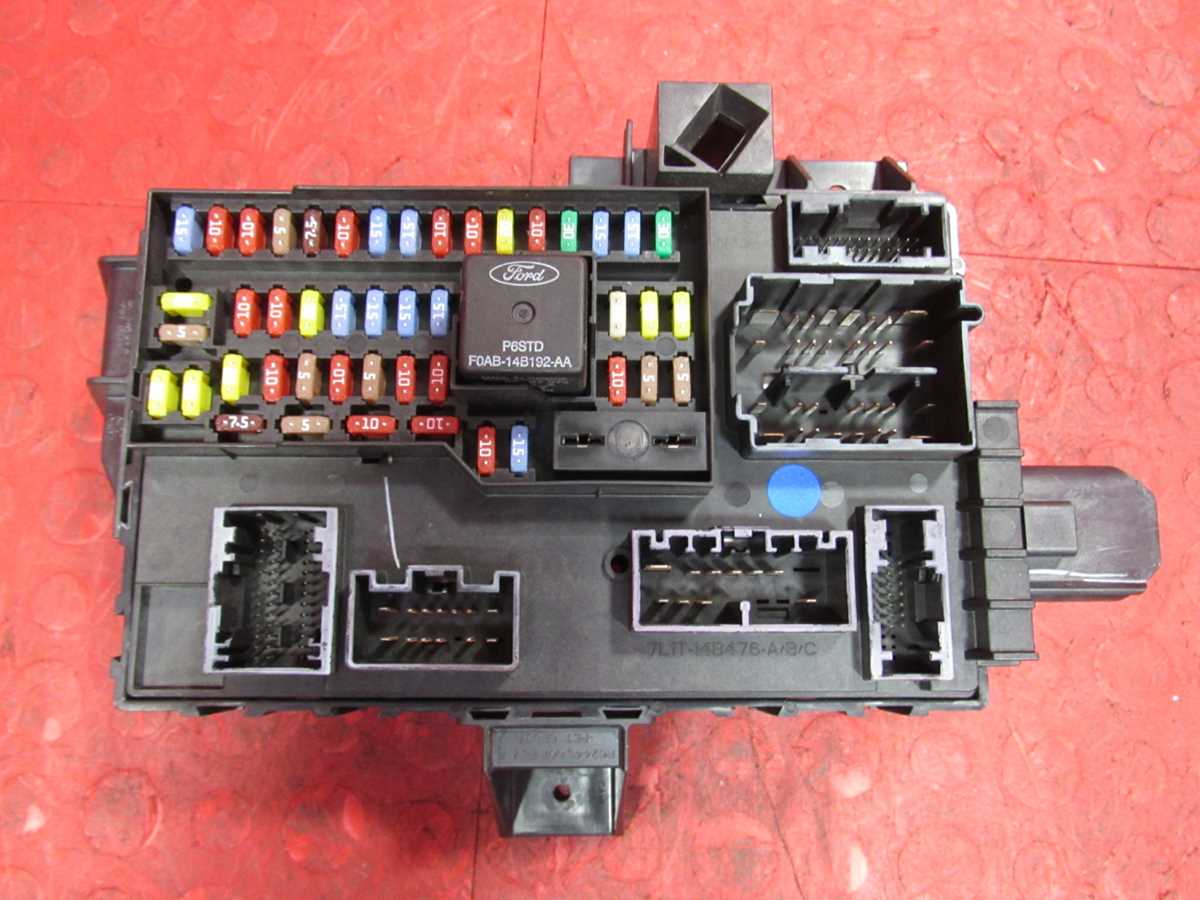 fuse box diagram 2007 ford expedition