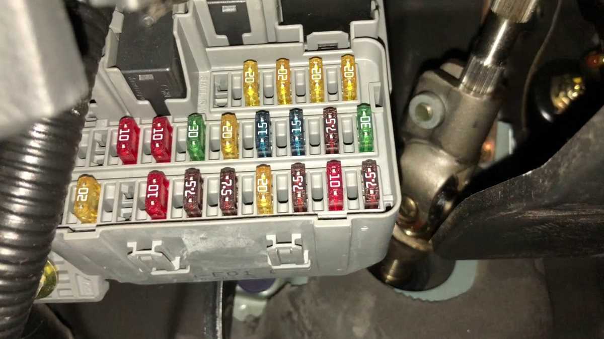 2002 honda civic si under dash fuse box diagram