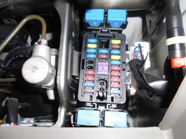 suzuki every fuse box diagram